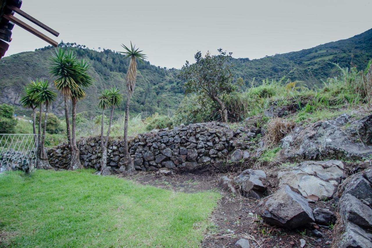 バーニョス Rustic Quinta La Aurora Bed & Breakfast エクステリア 写真