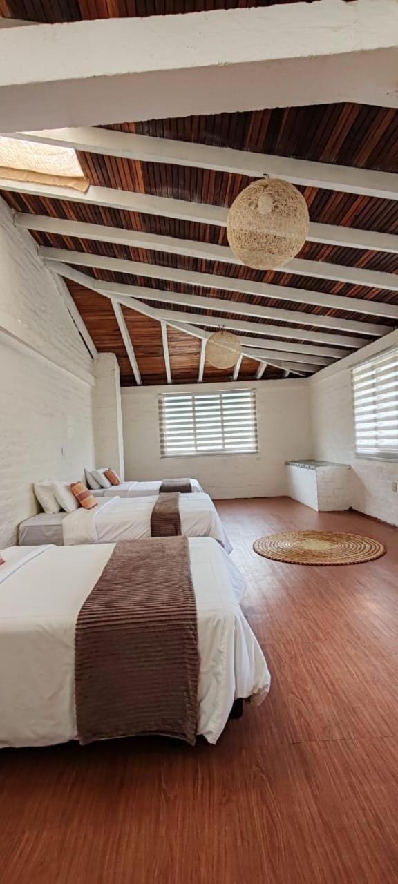 バーニョス Rustic Quinta La Aurora Bed & Breakfast エクステリア 写真