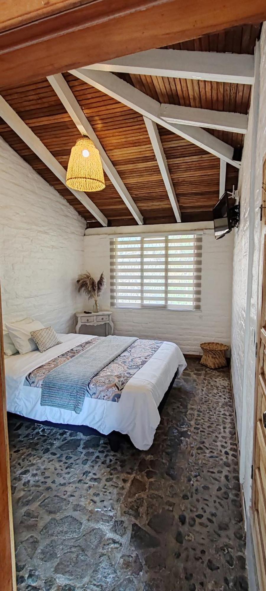 バーニョス Rustic Quinta La Aurora Bed & Breakfast エクステリア 写真